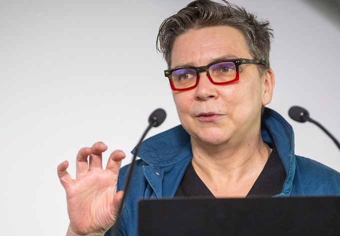 Alison Bennett cropped.png